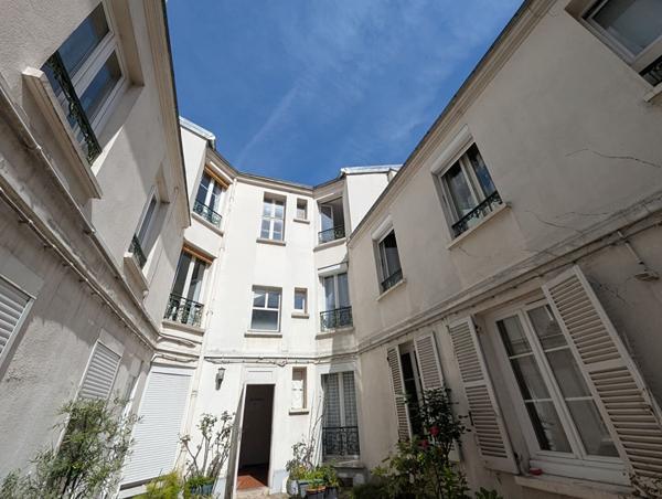 Quartier Grenelle / vue Tour Eiffel - 2 pièces 39.82m²