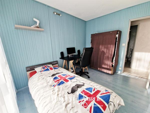 VASTE APPARTEMENT DE 103m² - 3 CHAMBRES