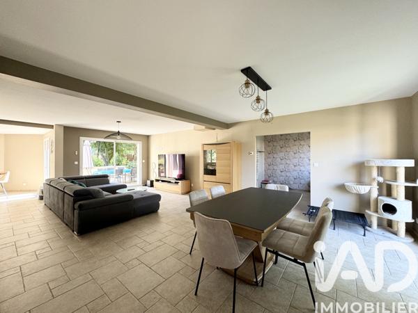 Maison à vendre 10 pièces 255 m² Morigny-Champigny