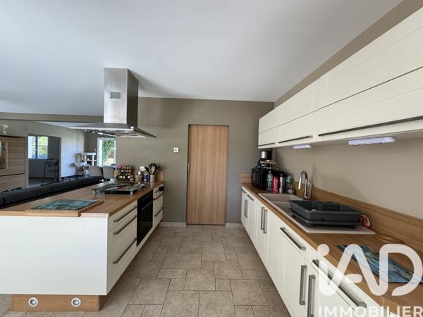 Maison à vendre 10 pièces 255 m² Morigny-Champigny