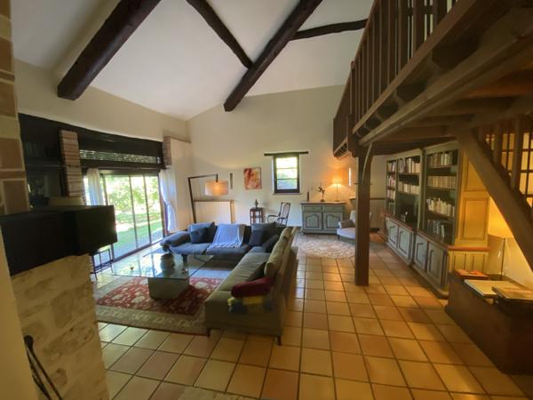 Moissac (82200) TARN ET GARONNE MOISSAC Ravissante maison de campagne avec maison d'amis, piscine et terrains de 6 plus hec