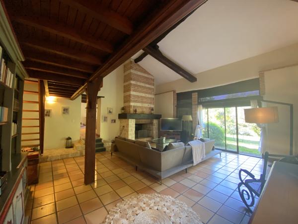 Moissac (82200) TARN ET GARONNE MOISSAC Ravissante maison de campagne avec maison d'amis, piscine et terrains de 6 plus hec