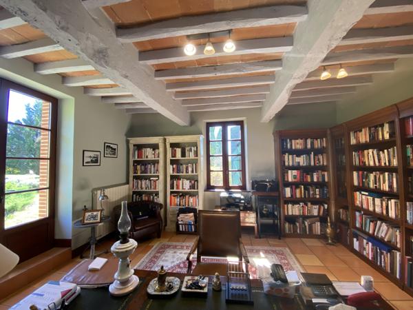 Moissac (82200) TARN ET GARONNE MOISSAC Ravissante maison de campagne avec maison d'amis, piscine et terrains de 6 plus hec