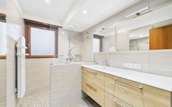 Maison à vendre    6 pièces • 182 m2 Eschau