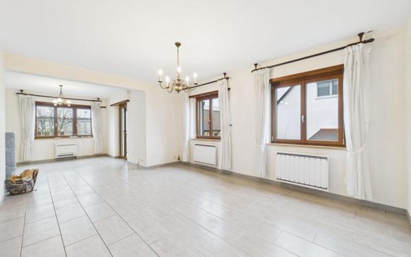 Maison à vendre    6 pièces • 182 m2 Eschau