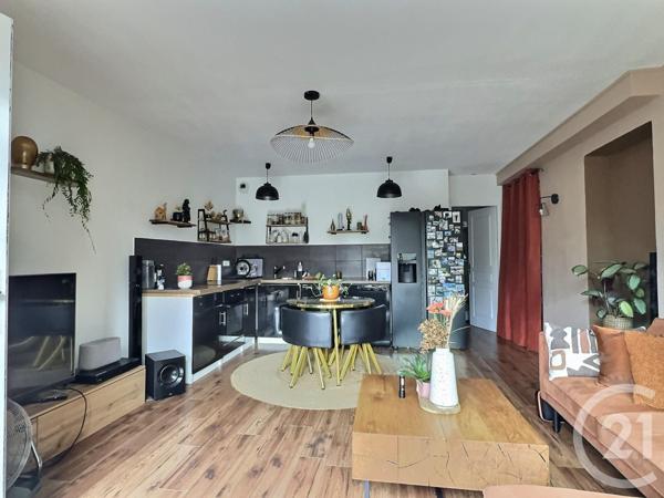 Appartement T3 à vendre  3 pièces - 46,44 m2 FREJUS - 83