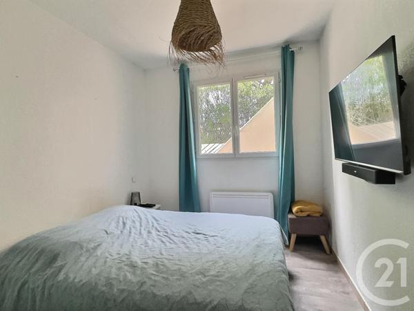 Appartement T3 à vendre  3 pièces - 46,44 m2 FREJUS - 83