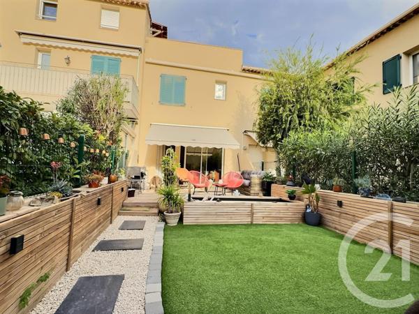 Appartement T3 à vendre  3 pièces - 46,44 m2 FREJUS - 83