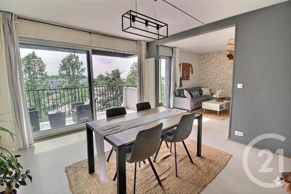 Appartement T5 à vendre  5 pièces - 106 m 2   BORDEAUX  - 33