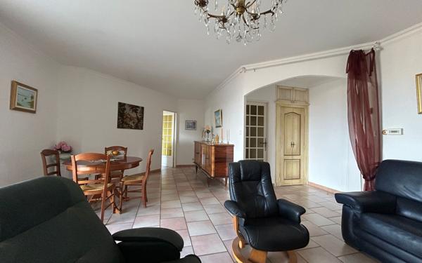 Appartement à vendre    3 pièces • 86,15 m2 Carpentras