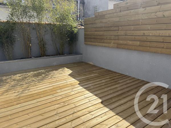Maison à vendre  4 pièces - 114 m 2   SOYAUX  - 16