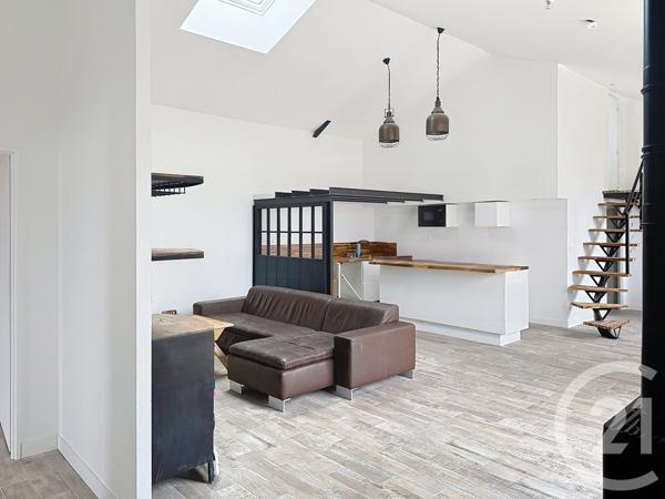 Maison à vendre  4 pièces - 114 m 2   SOYAUX  - 16