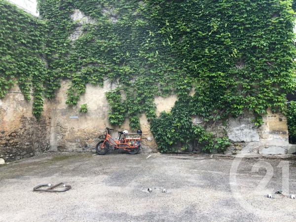 Parking à vendre  11 m 2   BORDEAUX  - 33