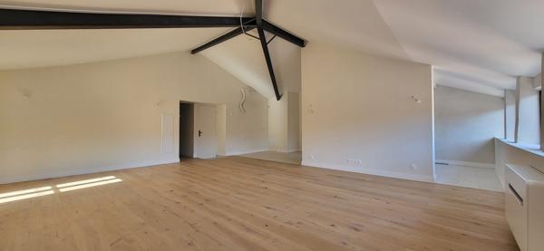 Orange (84100) Superbe T3 de 92 M²