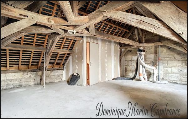 Maison à vendre 10 pièces COUTURE SUR LOIR (41)- Maison de 157 m²-cour garage-jardin