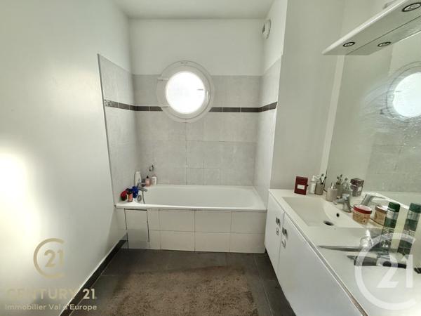 Appartement F3 à vendre  3 pièces - 65 m2 MONTEVRAIN - 77
