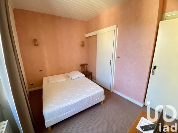 Immeuble à vendre 211 m² Bais