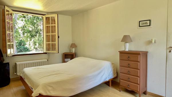 Maison
                                                                                                                                                                                                                                                                                                                        3 pièce(s)                                                                                                                                                                                                          2 chambre(s)                                                                                                                                                                                                          88  m²
