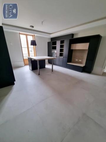 Appartement à louer 3 pièces 78m² Beaune (21200)