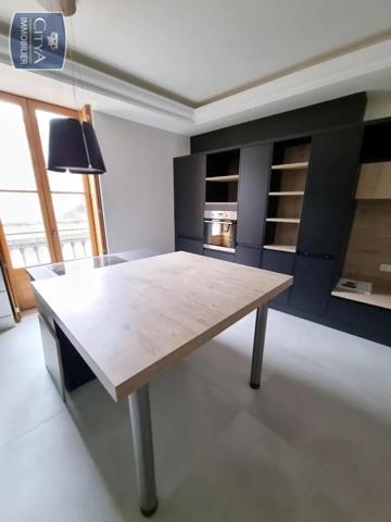 Appartement à louer 3 pièces 78m² Beaune (21200)