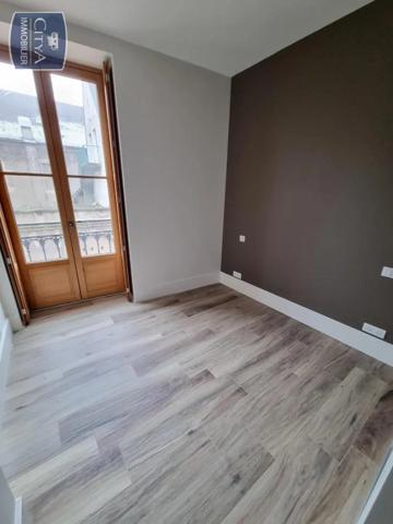 Appartement à louer 3 pièces 78m² Beaune (21200)