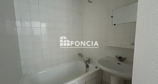 Location Appartement 3 pièces 52.61 m² - Trévoux 01600