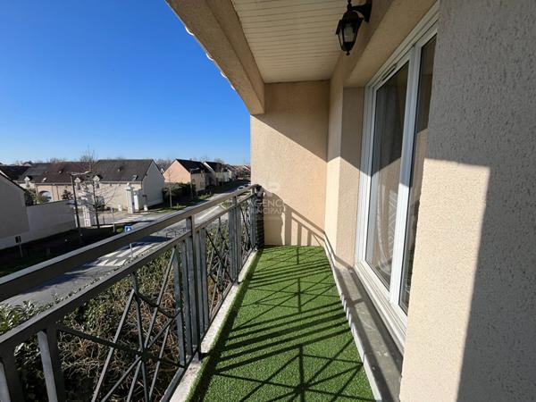 Appartement Courdimanche 3 pièce(s) 63 m2 €225 000 ** - Référence 2267