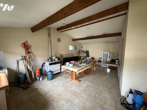 LA CRECHE, maison ancienne 