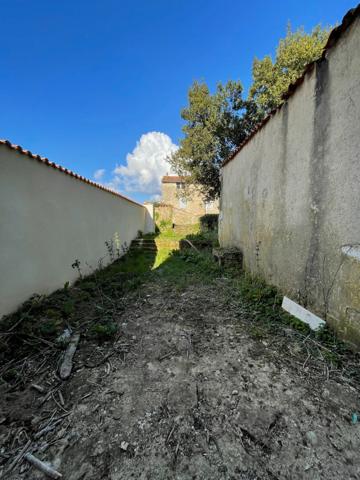 Local commercial Fontenay Le Comte 73,50 m2