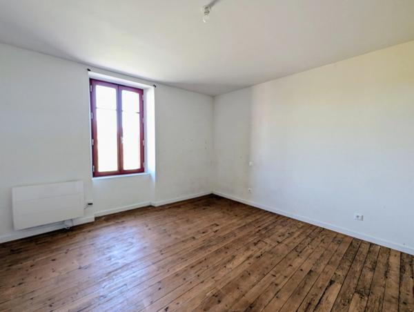 Maison à vendre 84.3m² MAULEON (79)