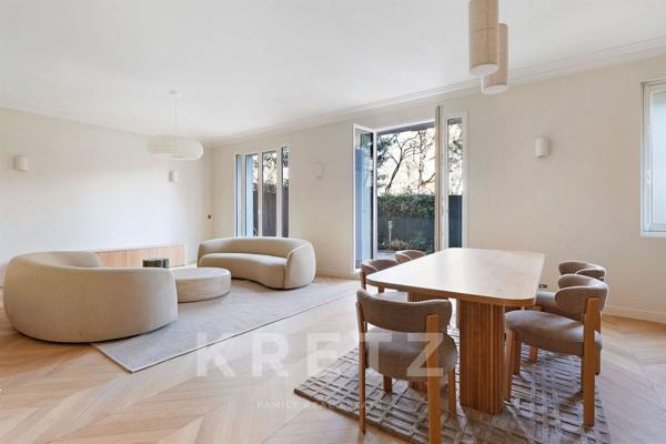 Appartement de reception avec jardin sur Tour Eiffel