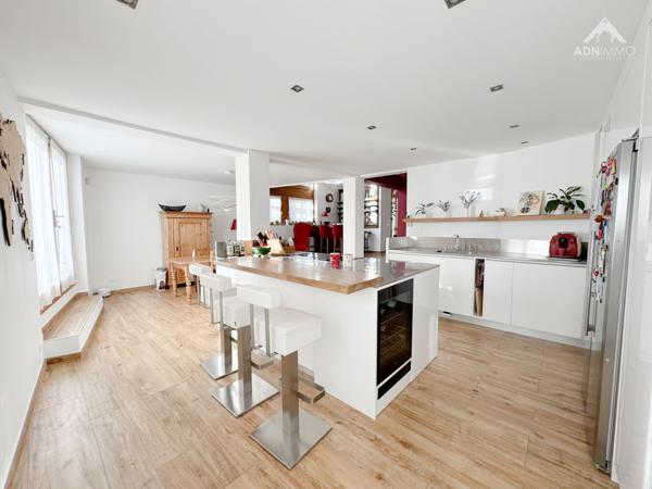 Péron (01630) Grange Gessienne 5 Pièces 280 m2