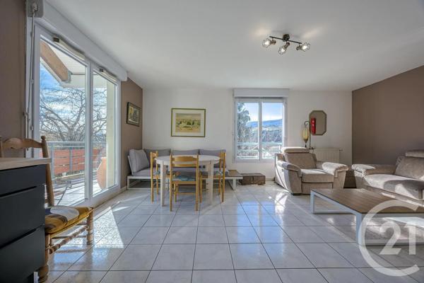 Appartement T4 à vendre  4 pièces - 81,26 m 2   RUMILLY  - 74