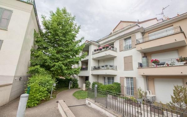 Appartement à vendre    2 pièces • 42,02 m2 Osny