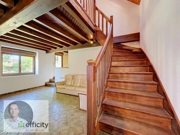 Maison
         5 pièces
        - 155 m² Exclusivité 195 000 € *