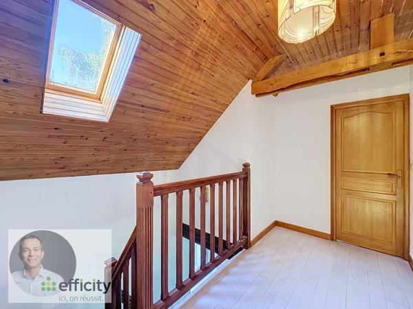 Maison
         5 pièces
        - 155 m² Exclusivité 195 000 € *
