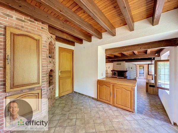Maison
         5 pièces
        - 155 m² Exclusivité 195 000 € *