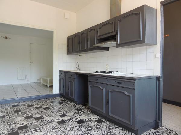 À vendre - Maison mitoyenne 2 côtés, 3 pièces située à Caylus (82160)
