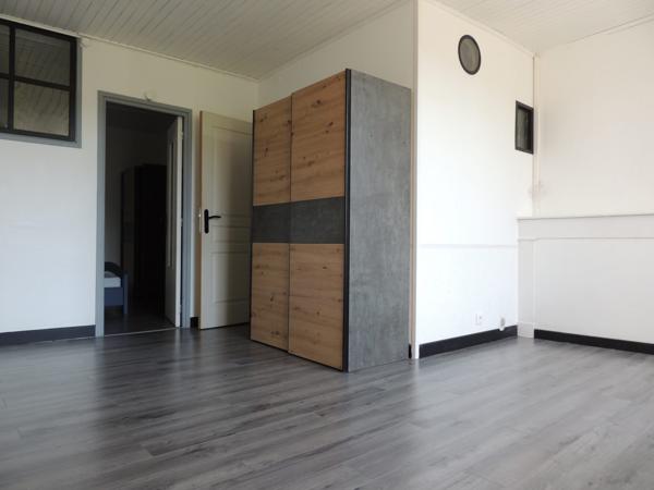 À vendre - Maison mitoyenne 2 côtés, 3 pièces située à Caylus (82160)