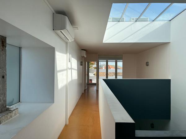 A VENDRE - La Rochelle - Laleu La Pallice , Atelier Loft -140m² - 5 pièces