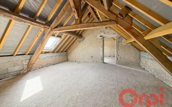 Maison à vendre    5 pièces •  Blet