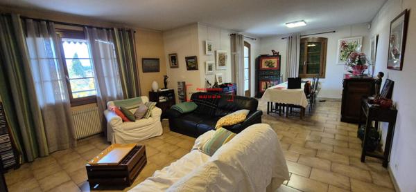 Maison Plan De Cuques 6 pièces 227.45 m2