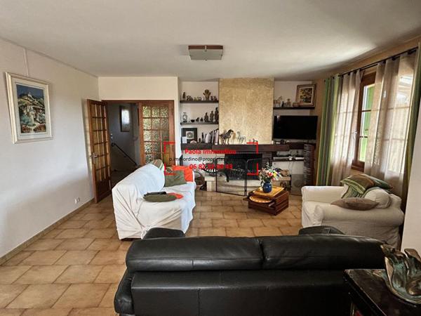 Maison Plan De Cuques 6 pièces 227.45 m2