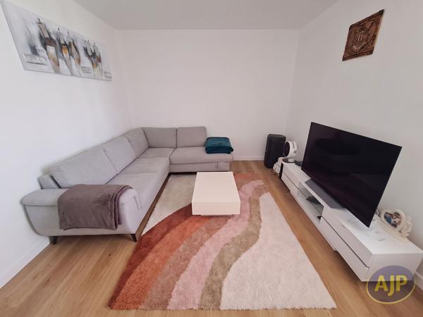 Maison à vendre Challans - 4 pièces, 90m² avec 2 chambre(s) à 269 000€ - AJP Immobilier Challans
