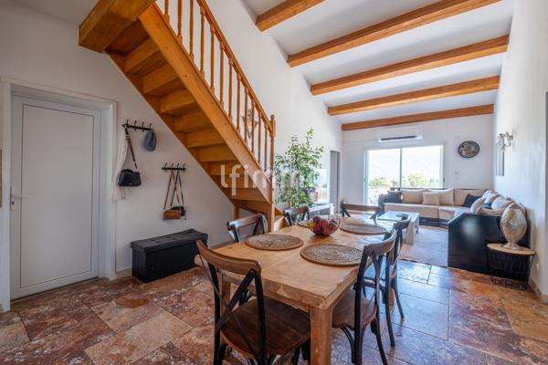 Maison 5 pièces, 3 chambres.