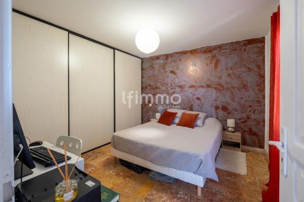 Maison 5 pièces, 3 chambres.