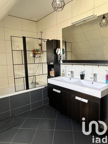 Maison à vendre 7 pièces 150 m² Évry-Grégy-sur-Yerre