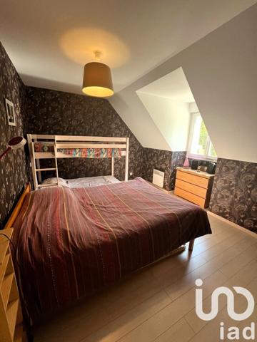 Maison traditionnelle 6 pièces de 194 m² à Ferrières-en-Gâtinais (45210)