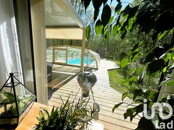 Maison traditionnelle 6 pièces de 194 m² à Ferrières-en-Gâtinais (45210)