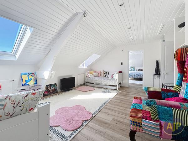 Biens de prestige à vendre La Roche Sur Yon : 1 450 000 € - AJP Immobilier La Roche-sur-Yon